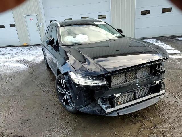 2018 Volvo V90 Cross Country T5 Momentum VIN: YV4102NK9J1022906 Lot: 93942925