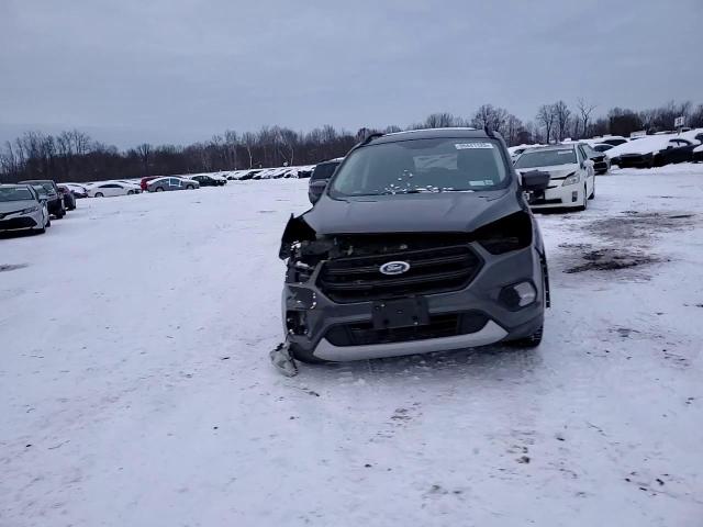 2018 Ford Escape Se VIN: 1FMCU9GD8JUA95279 Lot: 95441125