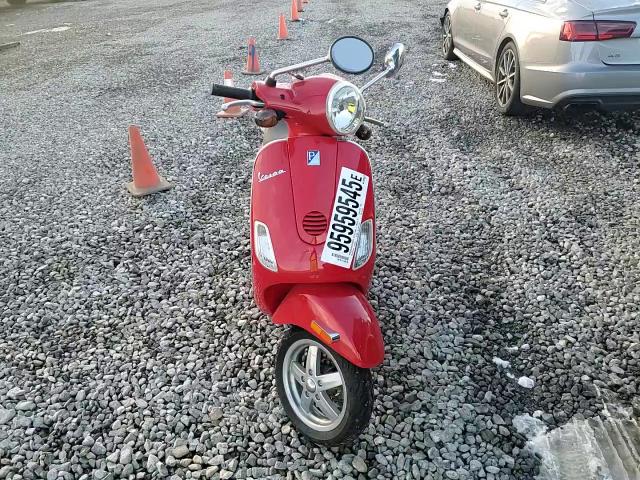 2006 Vespa Lx 150 VIN: ZAPM448F965005231 Lot: 95959545