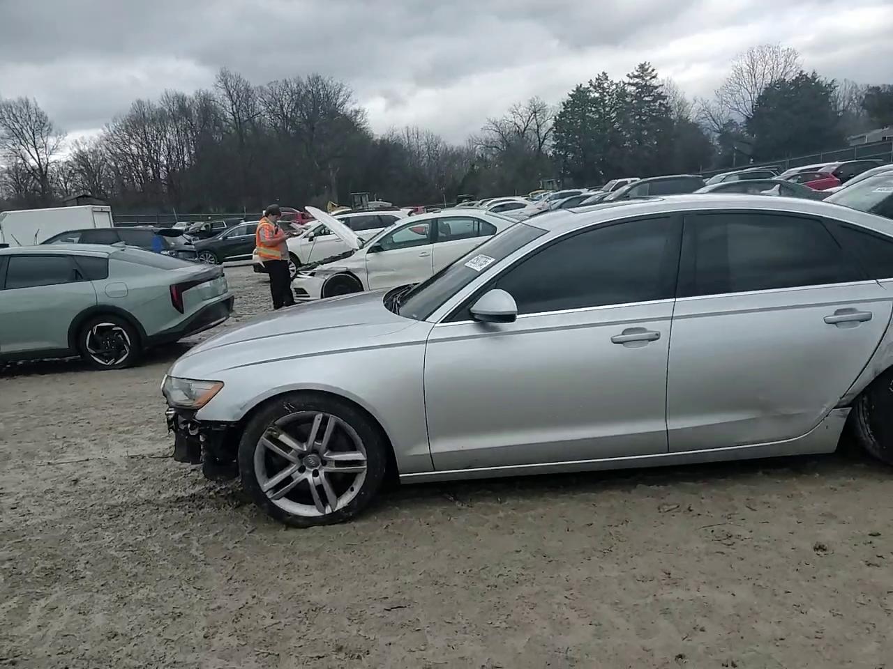 Фото: WAUGFAFC2EN024621