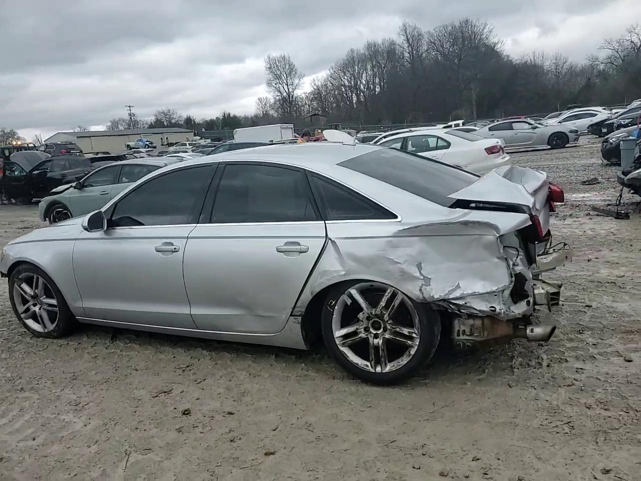 Фото: WAUGFAFC2EN024621