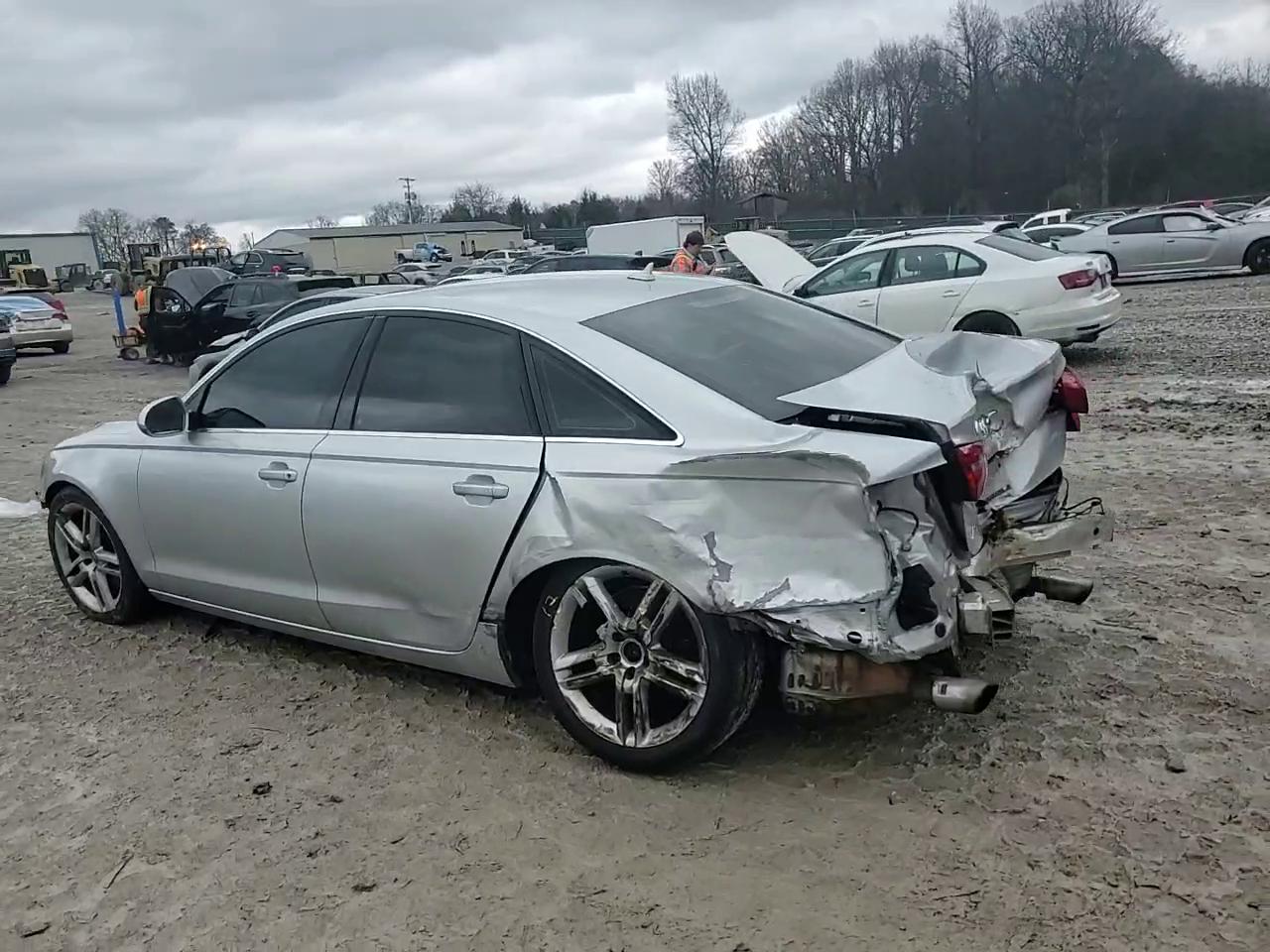 Фото: WAUGFAFC2EN024621