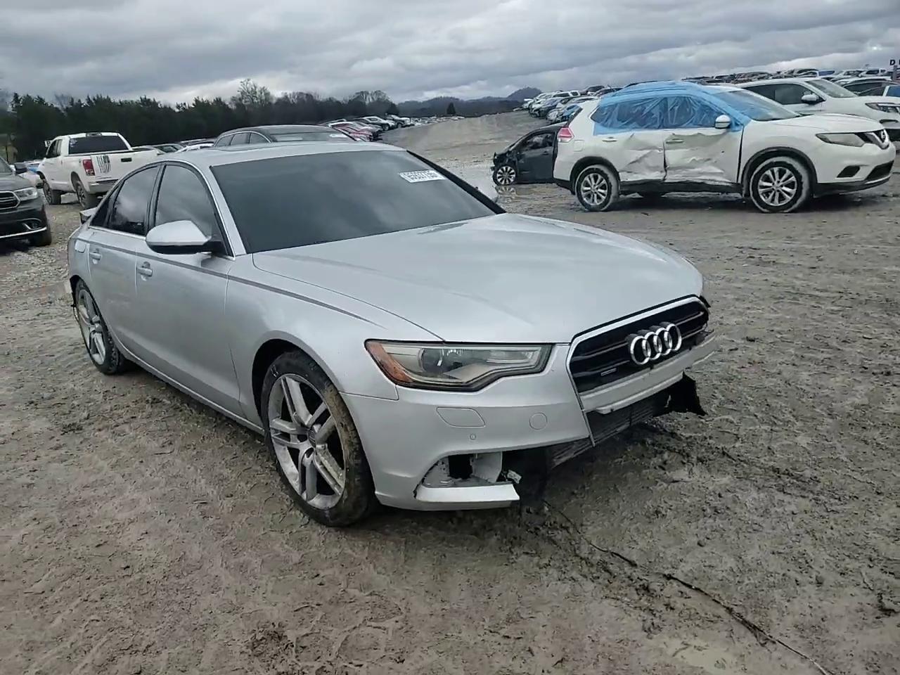 Фото: WAUGFAFC2EN024621