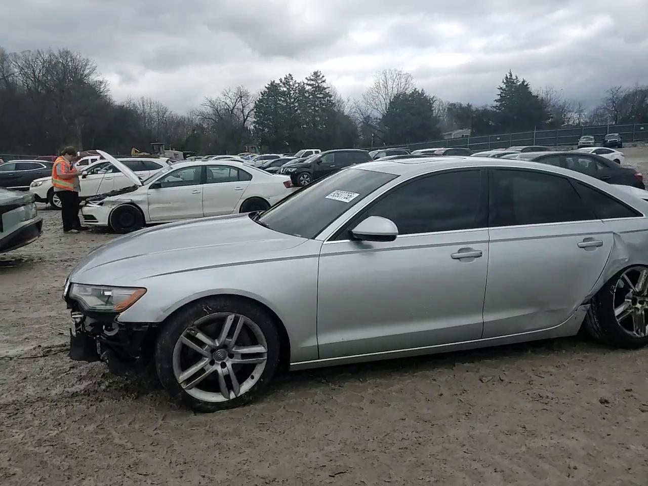 Фото: WAUGFAFC2EN024621