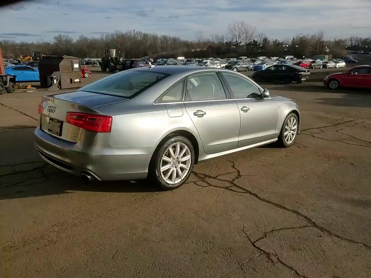 Фото: WAUHGAFC5DN016951