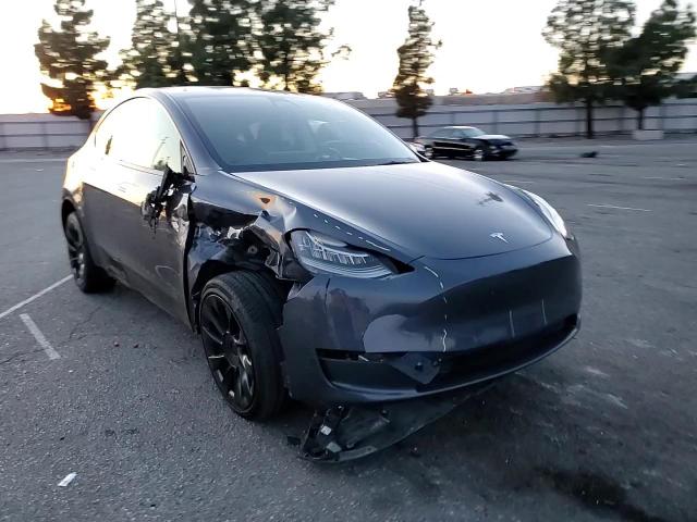 2023 Tesla Model Y VIN: 7SAYGDEE8PA129626 Lot: 94814785
