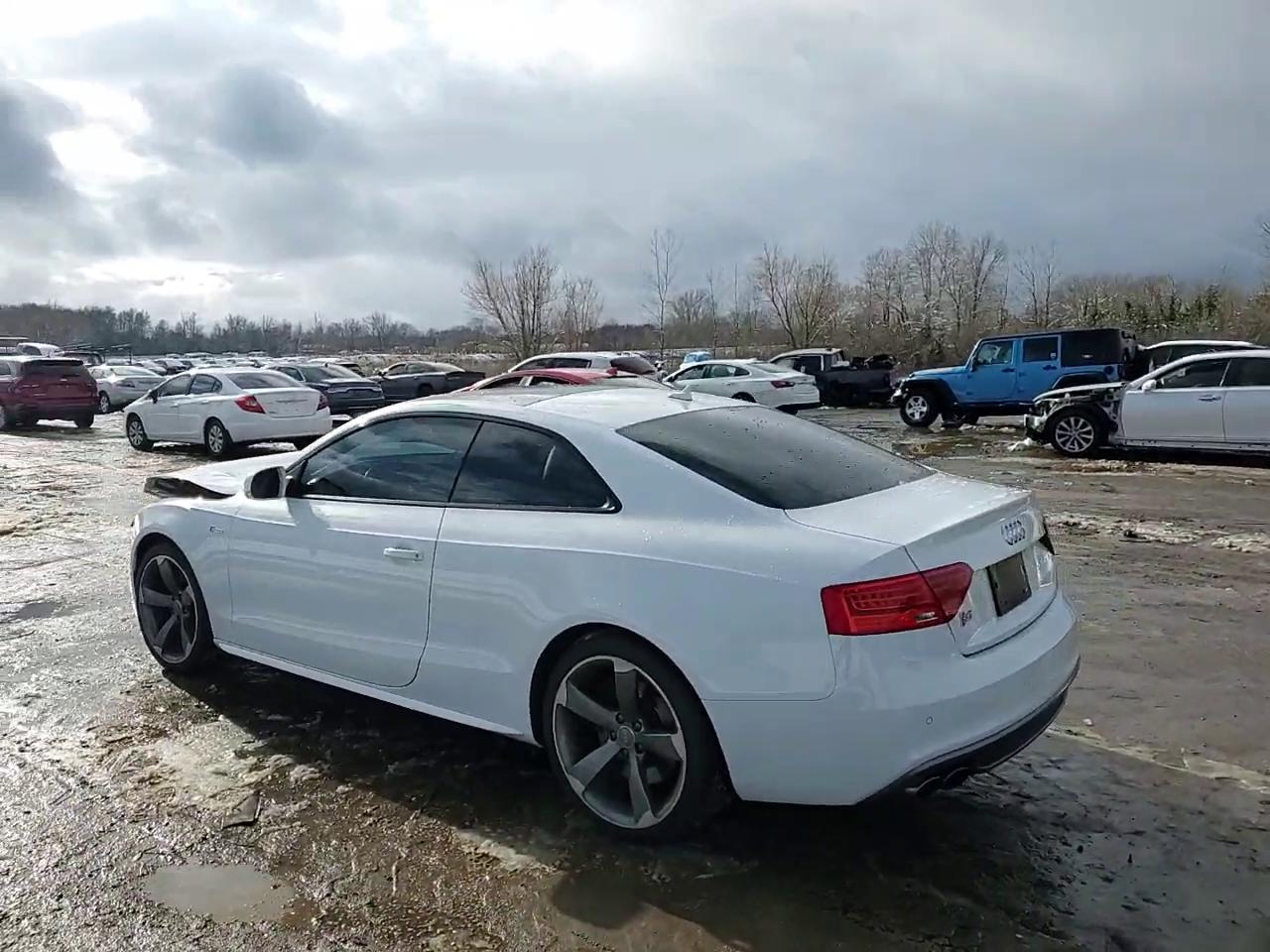 Фото: WAUCGAFR3EA040611