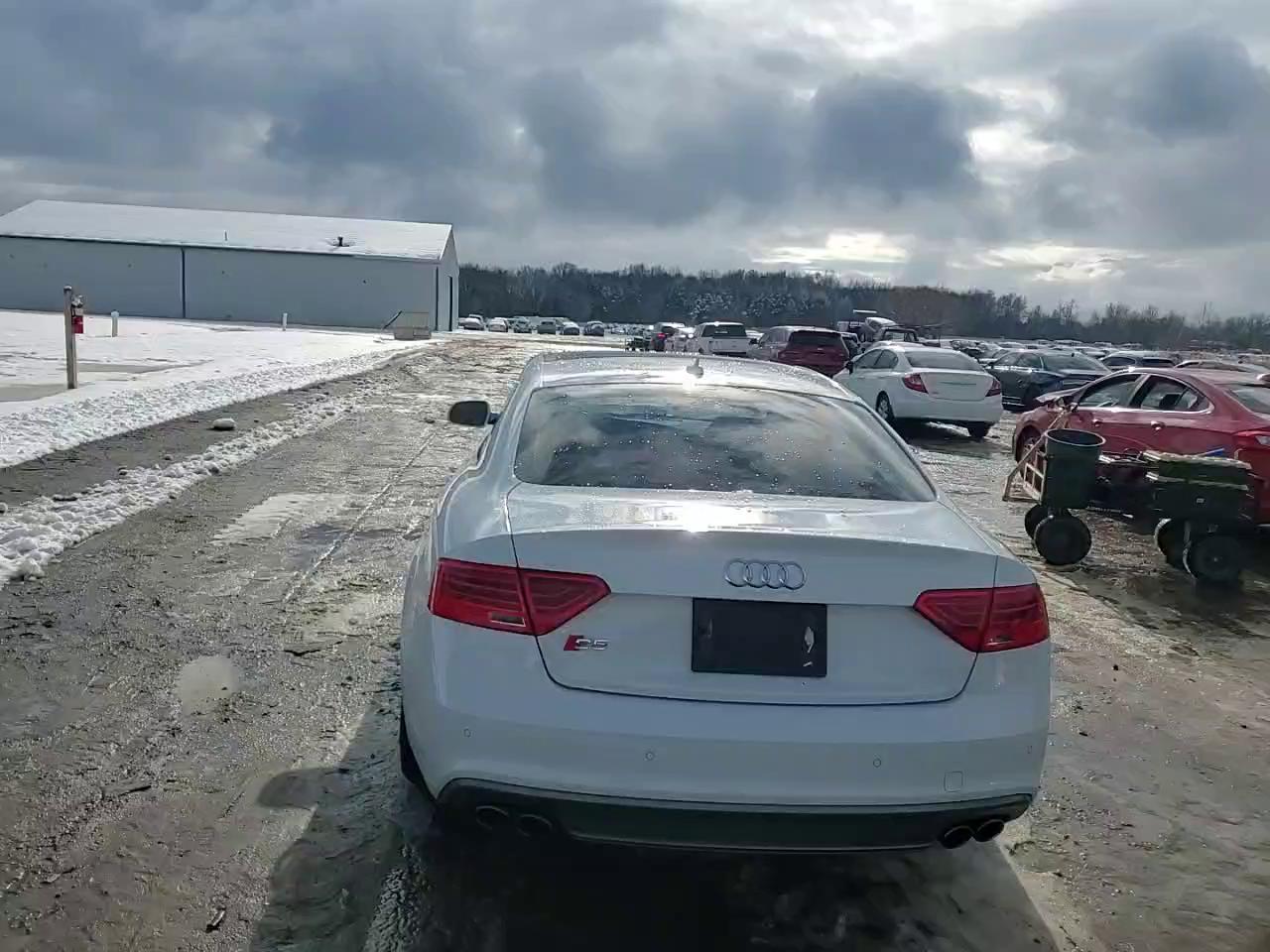 Фото: WAUCGAFR3EA040611