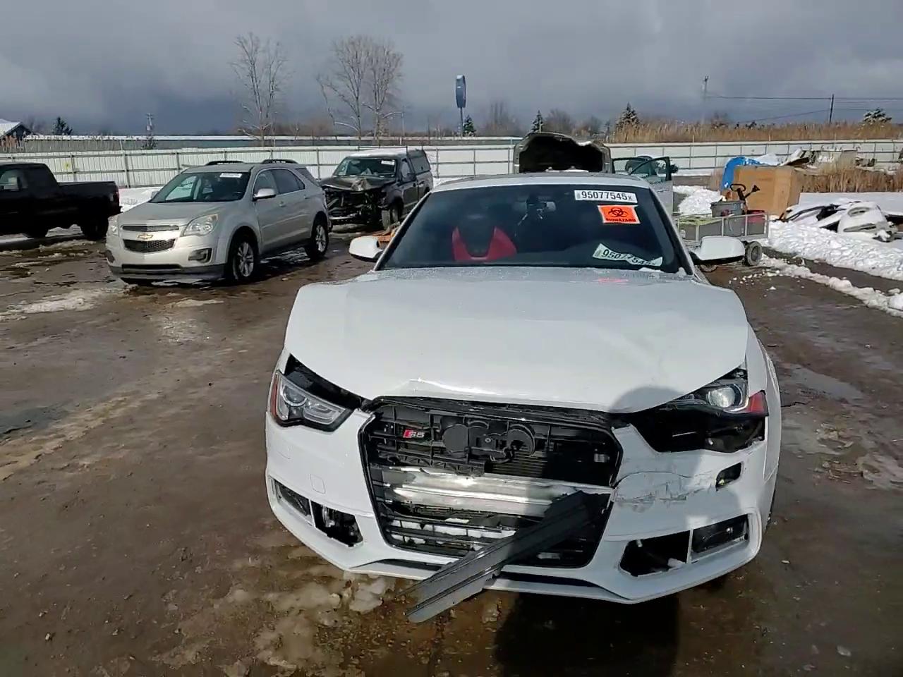 Фото: WAUCGAFR3EA040611