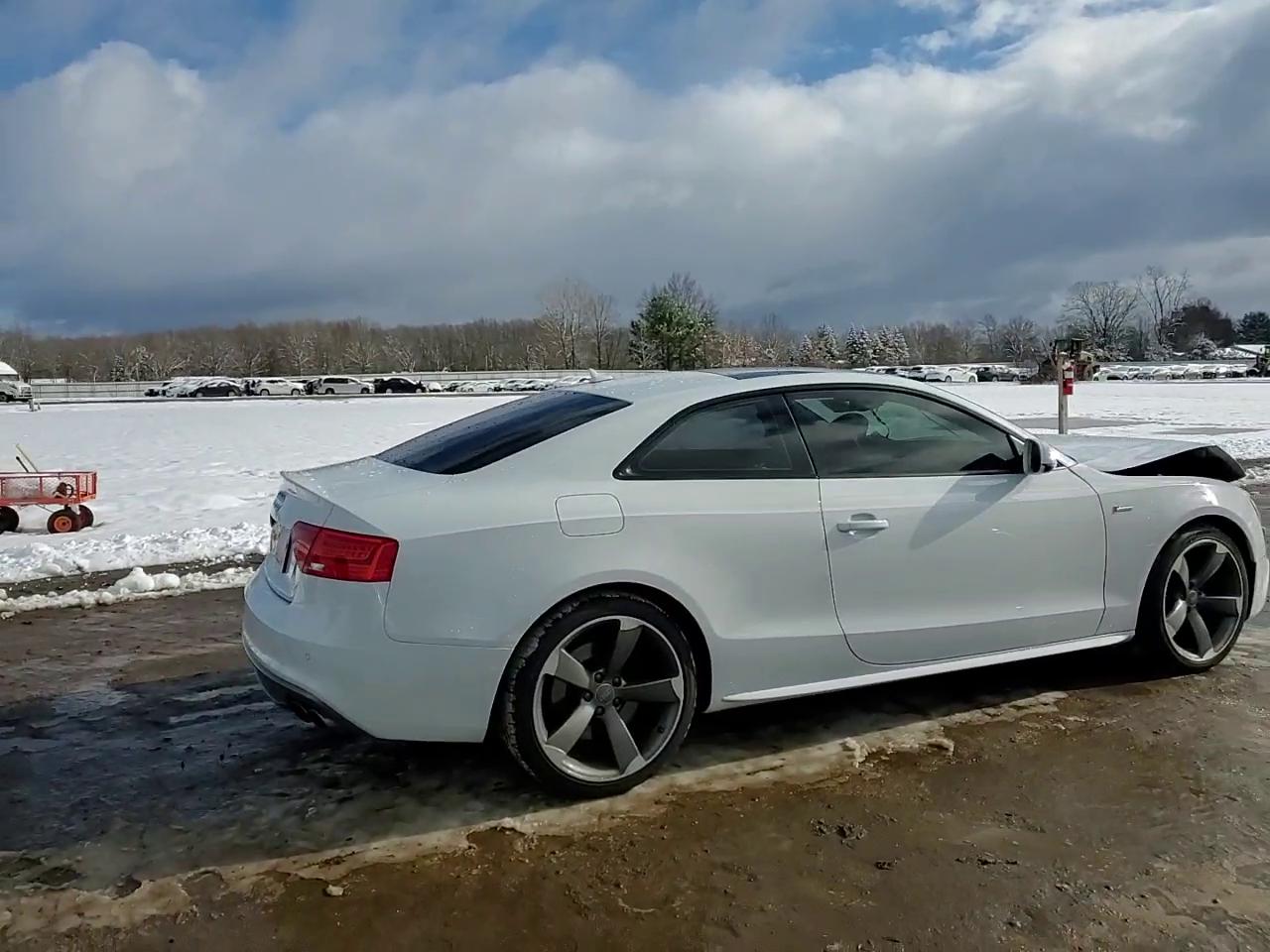 Фото: WAUCGAFR3EA040611