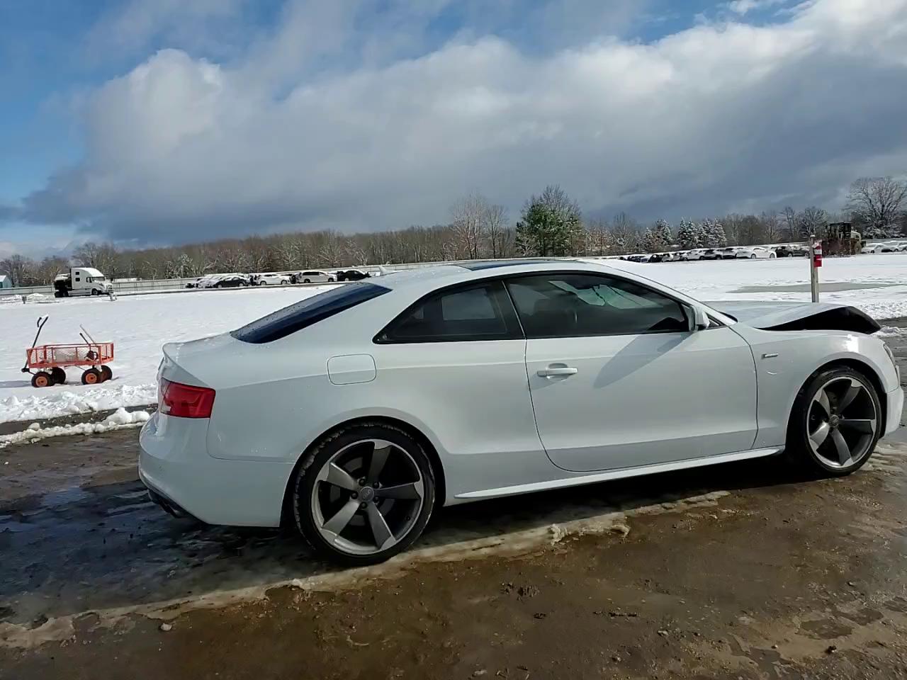 Фото: WAUCGAFR3EA040611