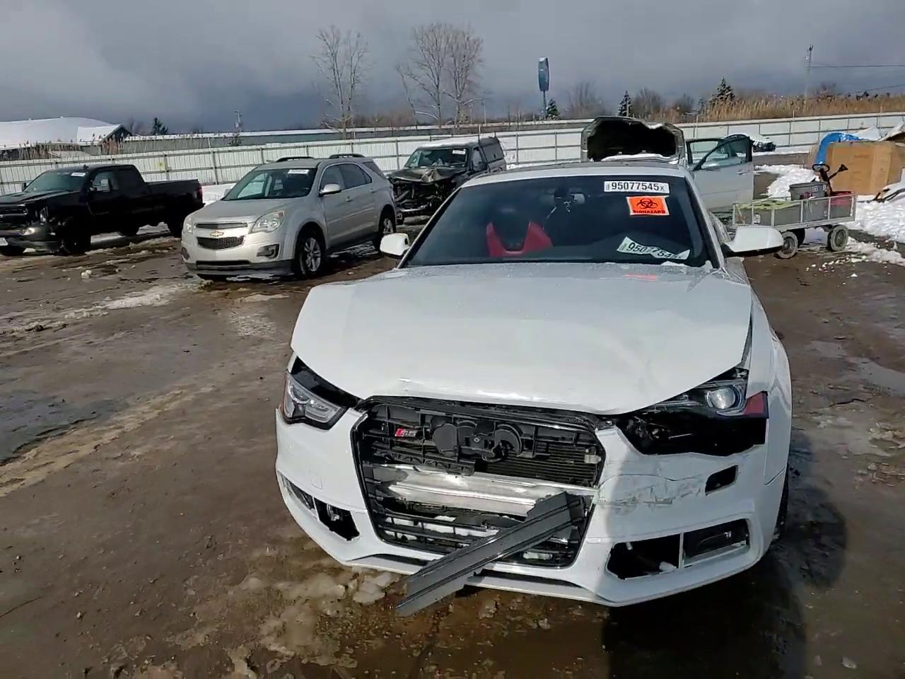 Фото: WAUCGAFR3EA040611