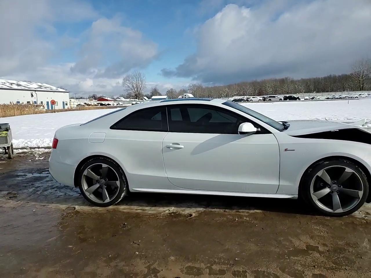 Фото: WAUCGAFR3EA040611