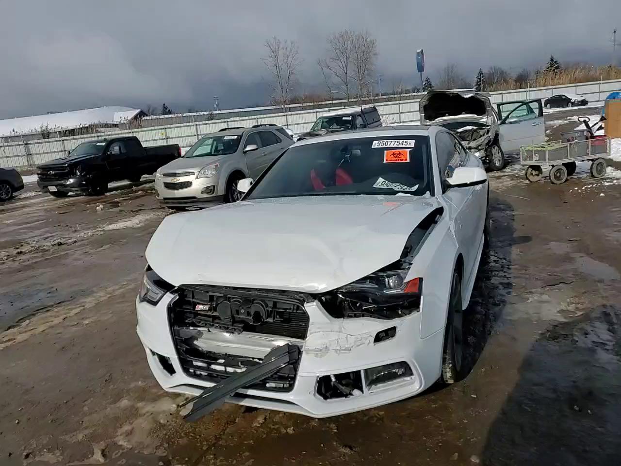 Фото: WAUCGAFR3EA040611