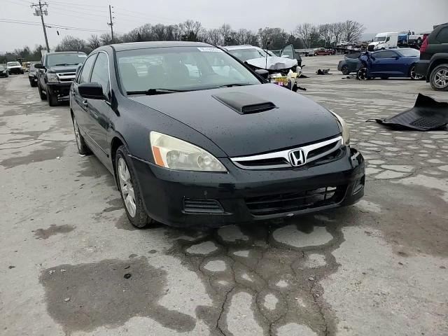 2006 Honda Accord Ex VIN: 1HGCM65586A058208 Lot: 95760235