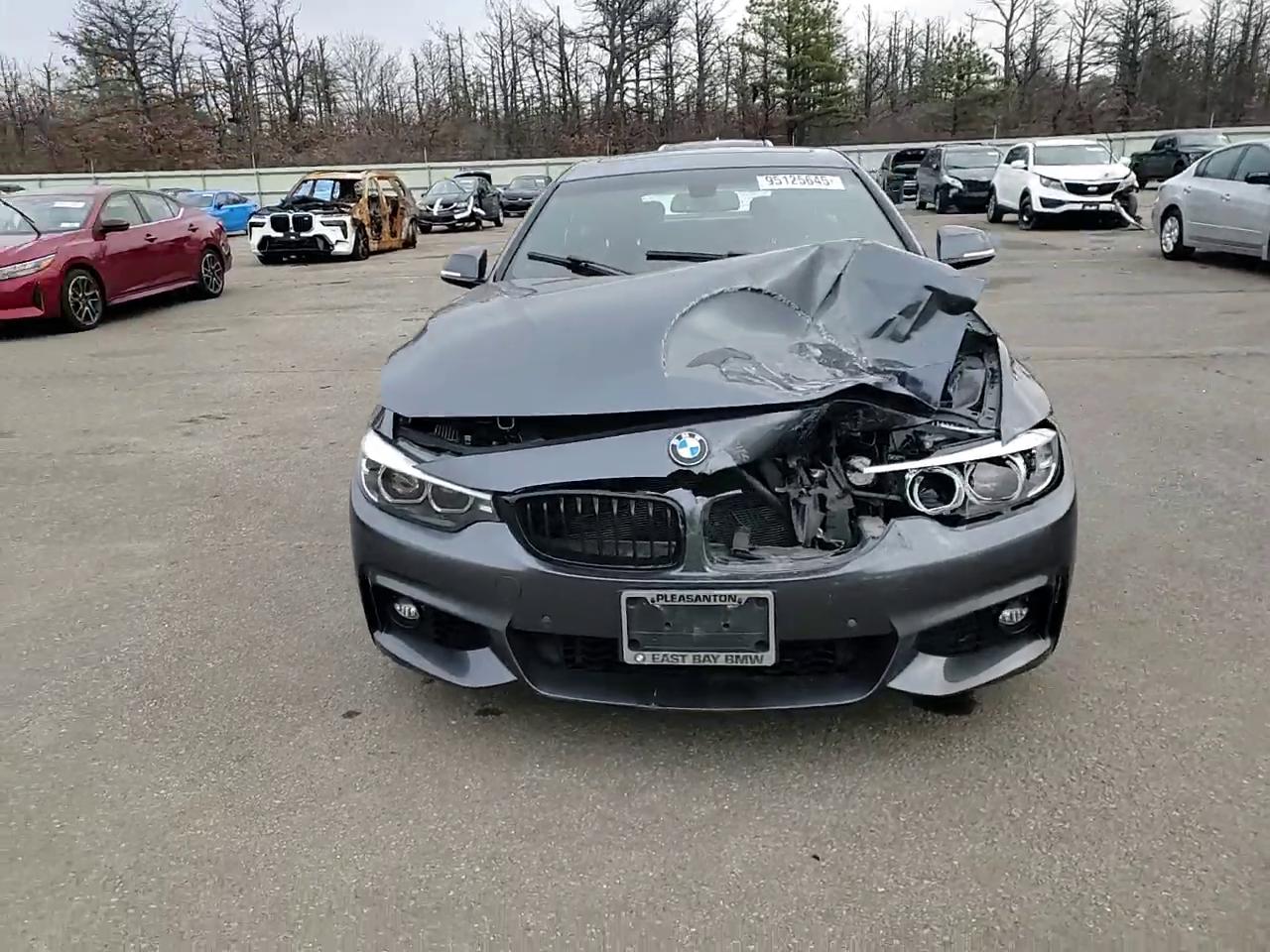 Фото: WBA4J5C51KBM65166