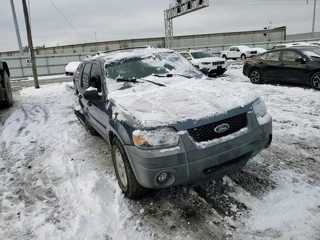 2005 Ford Escape Xlt VIN: 1FMYU03115KA86793 Lot: 95001825