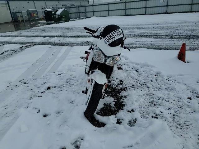 2014 Triumph Street Triple VIN: SMTL03NE7ET641110 Lot: 94831585