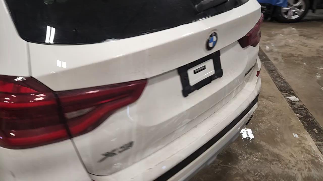 Фото: 5UXTR9C56KLE13591