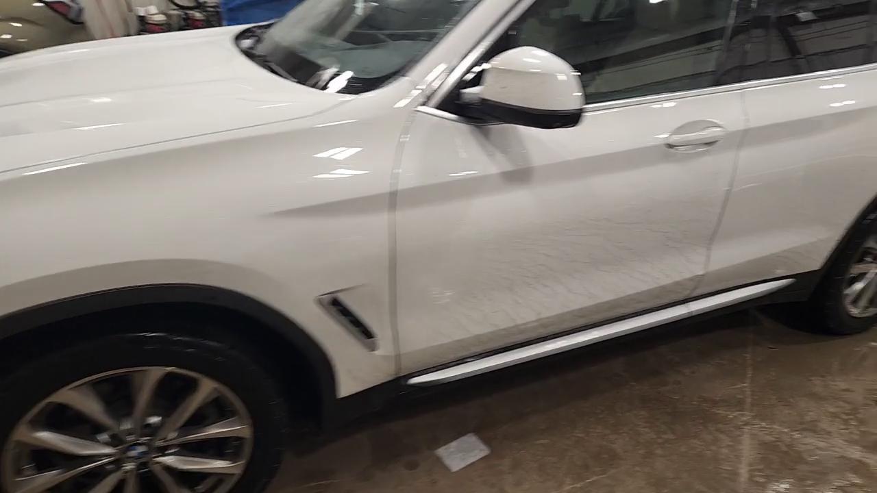 Фото: 5UXTR9C56KLE13591