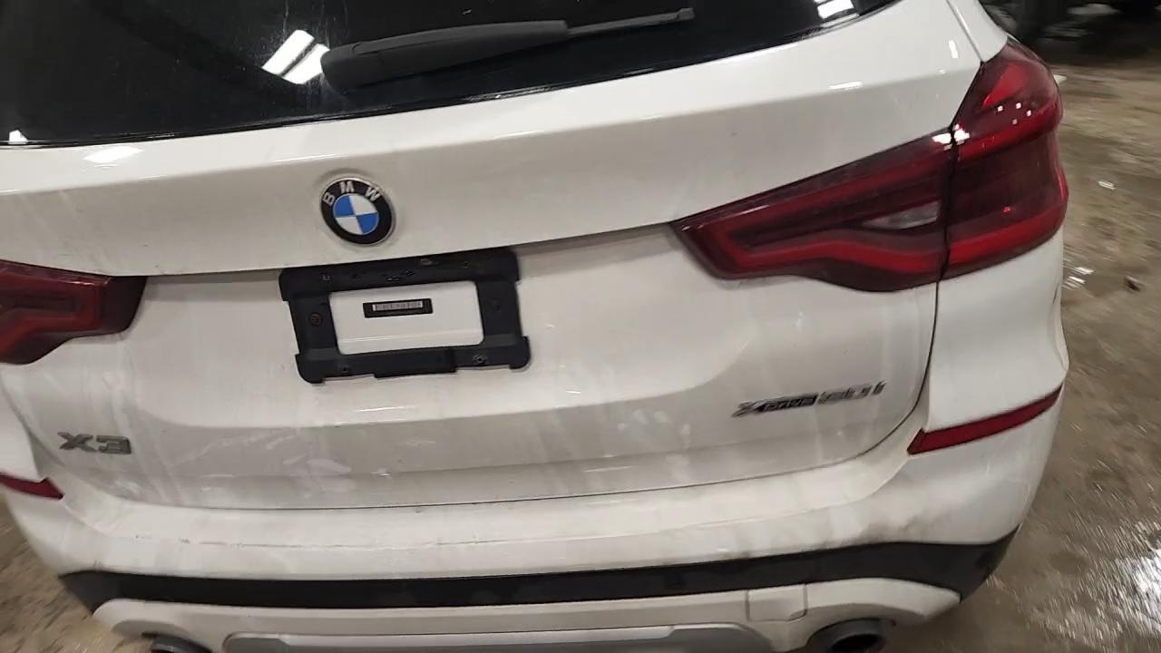 Фото: 5UXTR9C56KLE13591