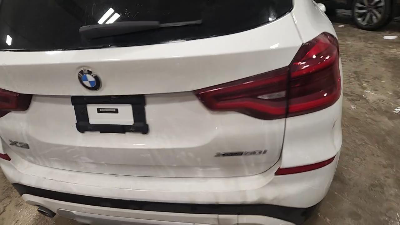 Фото: 5UXTR9C56KLE13591