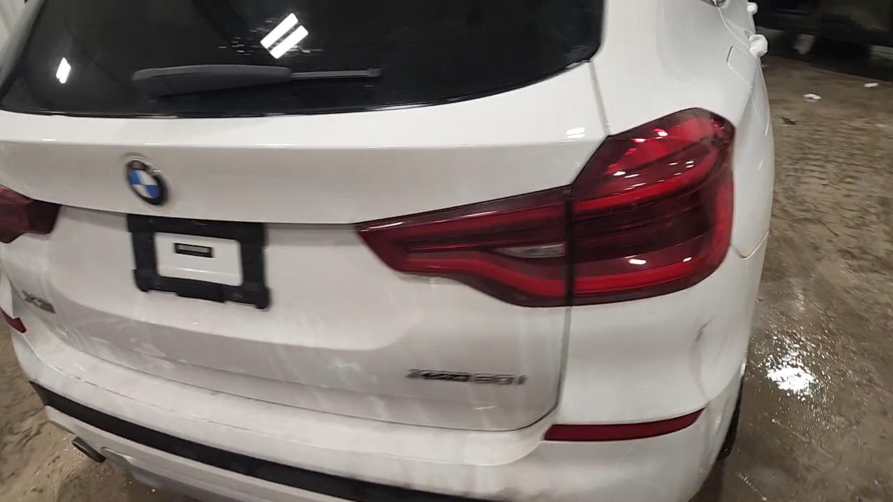 Фото: 5UXTR9C56KLE13591