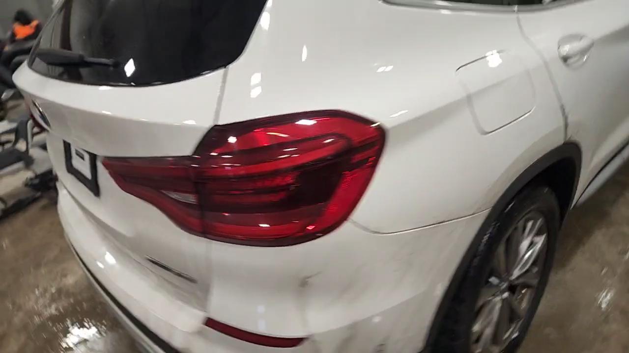 Фото: 5UXTR9C56KLE13591