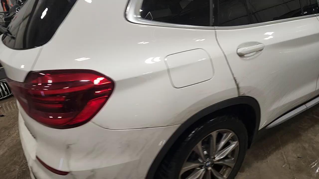 Фото: 5UXTR9C56KLE13591