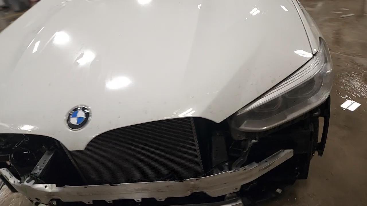 Фото: 5UXTR9C56KLE13591