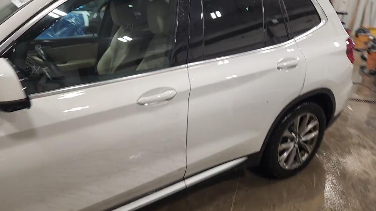 Фото: 5UXTR9C56KLE13591