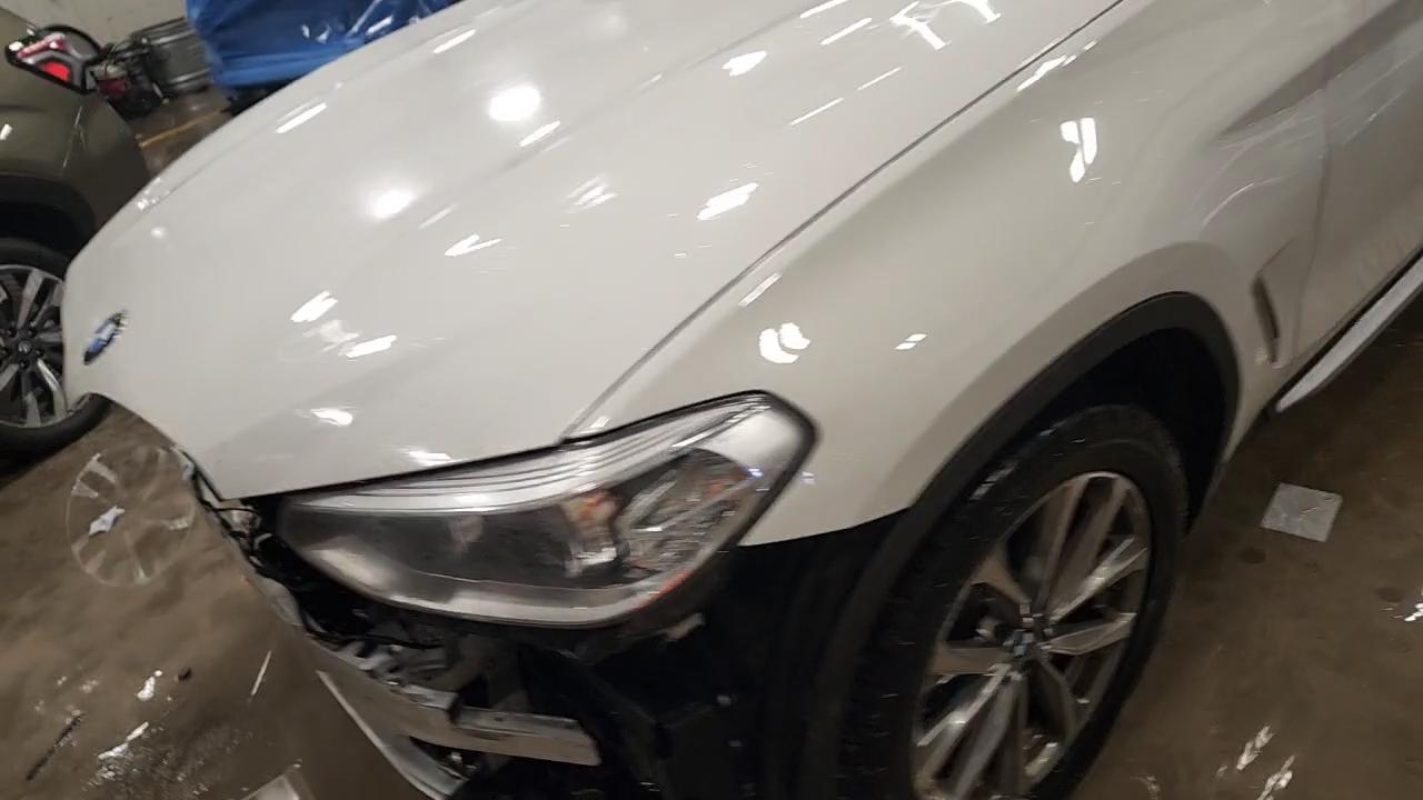 Фото: 5UXTR9C56KLE13591