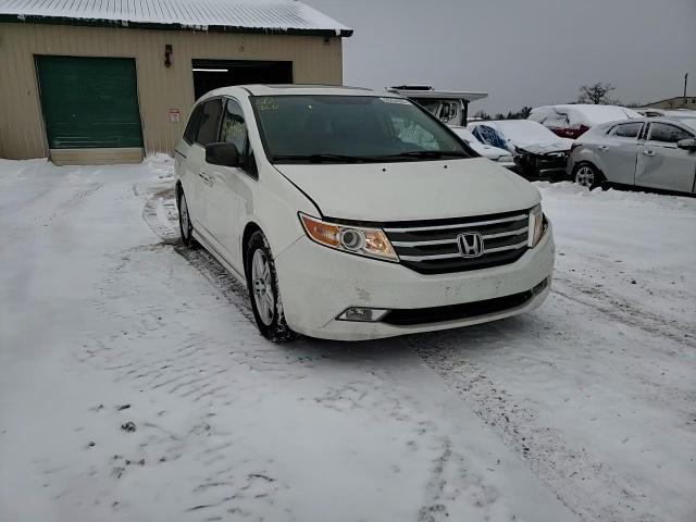 2013 Honda Odyssey Touring VIN: 5FNRL5H98DB073154 Lot: 95264005