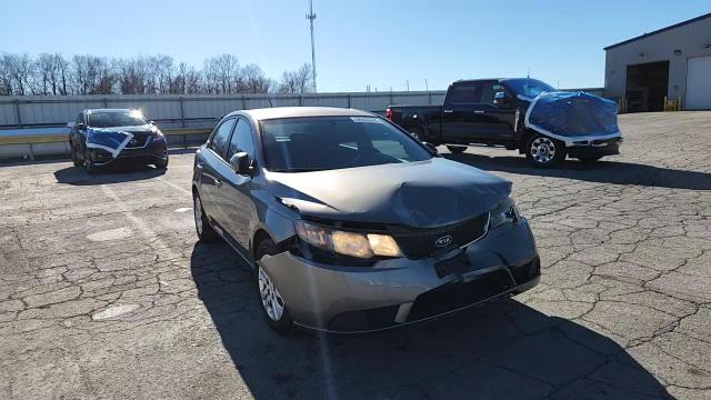 2012 Kia Forte Ex VIN: KNAFU4A26C5622158 Lot: 96805235