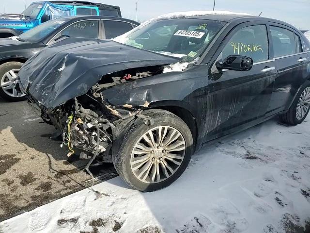 2011 Chrysler 200 Limited VIN: 1C3BC2FB1BN582768 Lot: 94705105