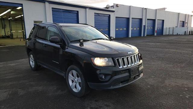 2016 Jeep Compass Sport VIN: 1C4NJDBB0GD663354 Lot: 95906595