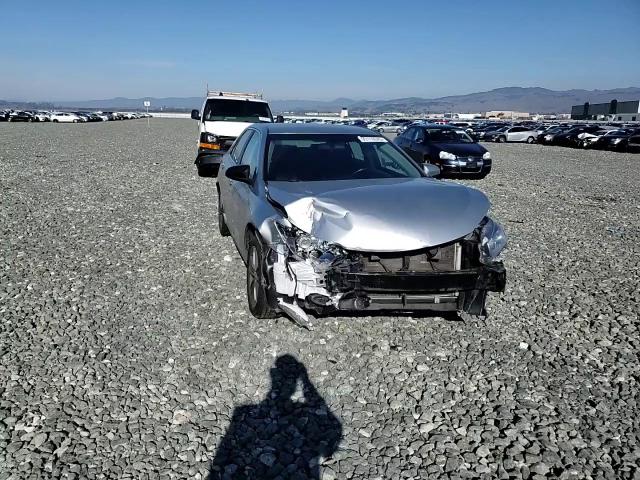 2017 Toyota Camry Le VIN: 4T1BF1FKXHU453452 Lot: 95110045