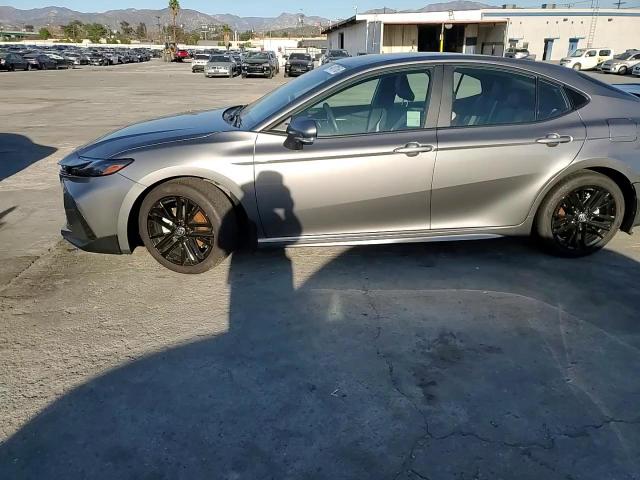 2025 Toyota Camry Xse VIN: 4T1DAACK1SU615780 Lot: 94870165