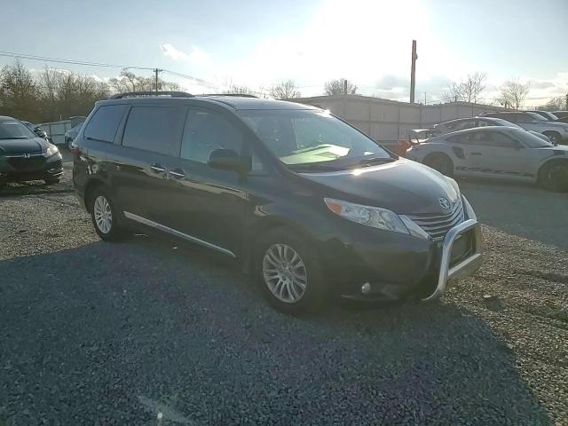 2016 Toyota Sienna Xle VIN: 5TDYK3DC2GS715209 Lot: 95060385