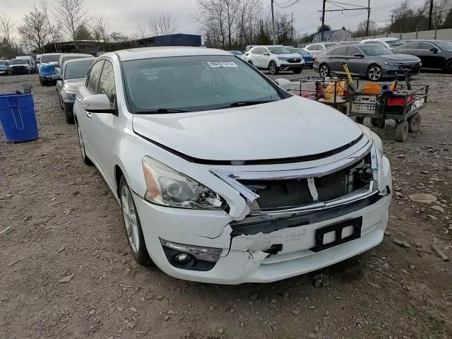 2014 Nissan Altima 2.5 VIN: 1N4AL3AP1EC158805 Lot: 95281275