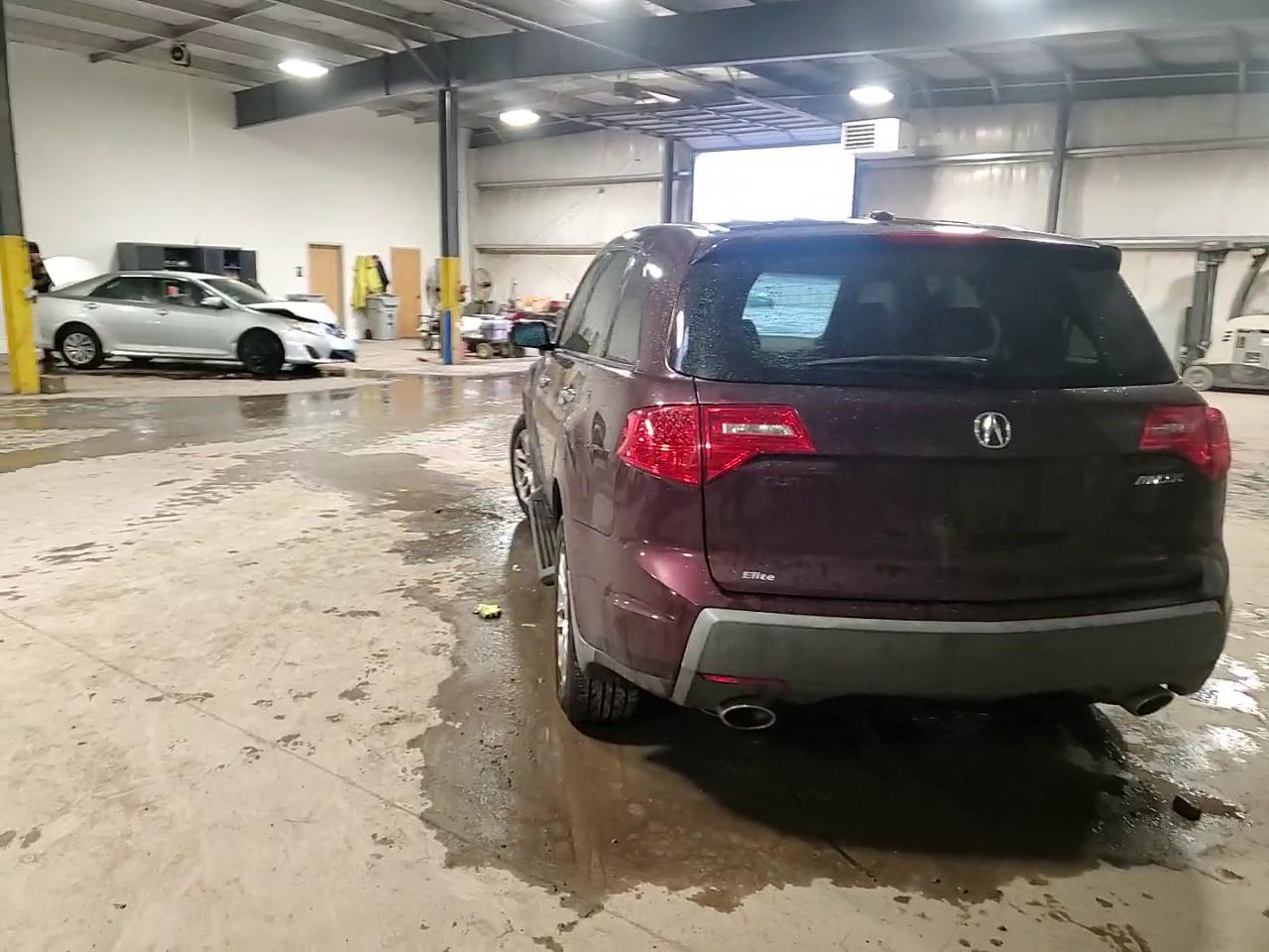 Фото: 2HNYD28269H517069