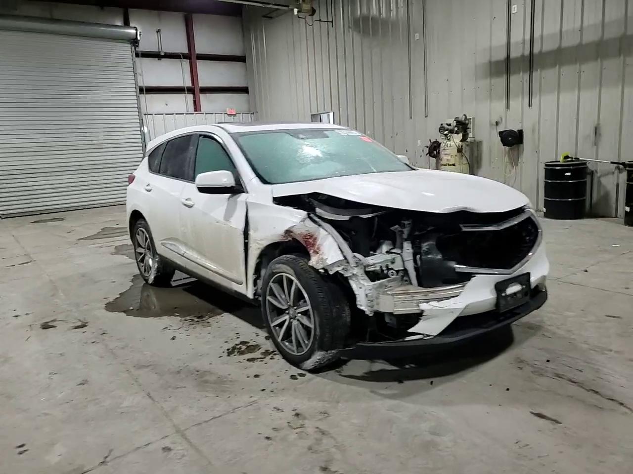 Фото: 5J8TC2H50ML033229