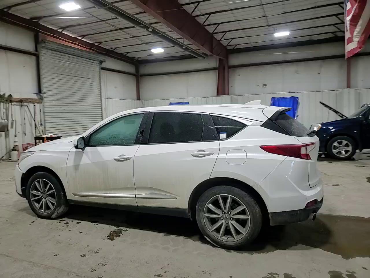 Фото: 5J8TC2H50ML033229