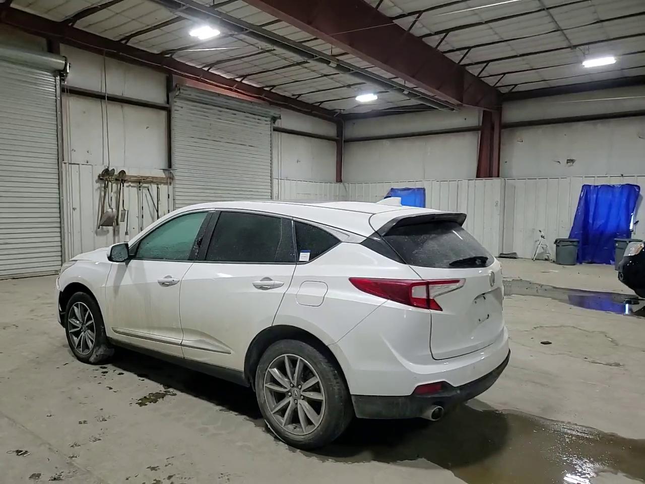 Фото: 5J8TC2H50ML033229