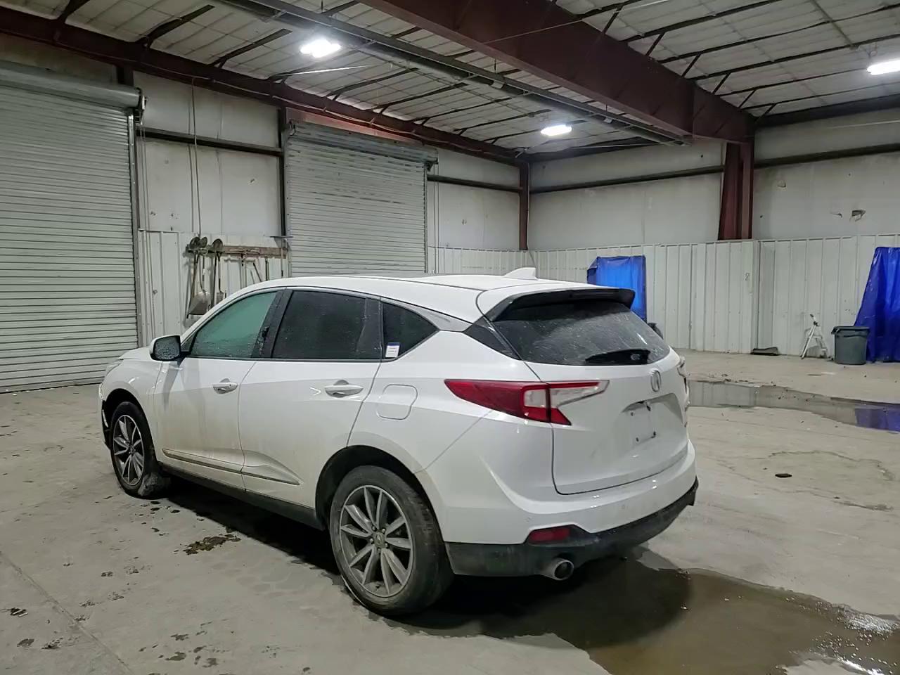 Фото: 5J8TC2H50ML033229