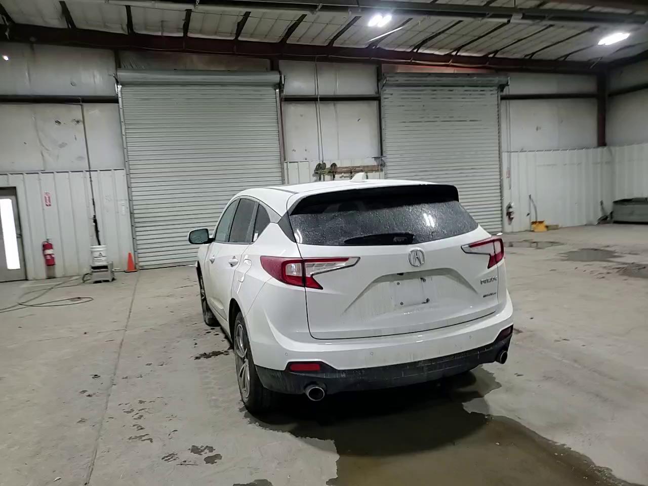 Фото: 5J8TC2H50ML033229