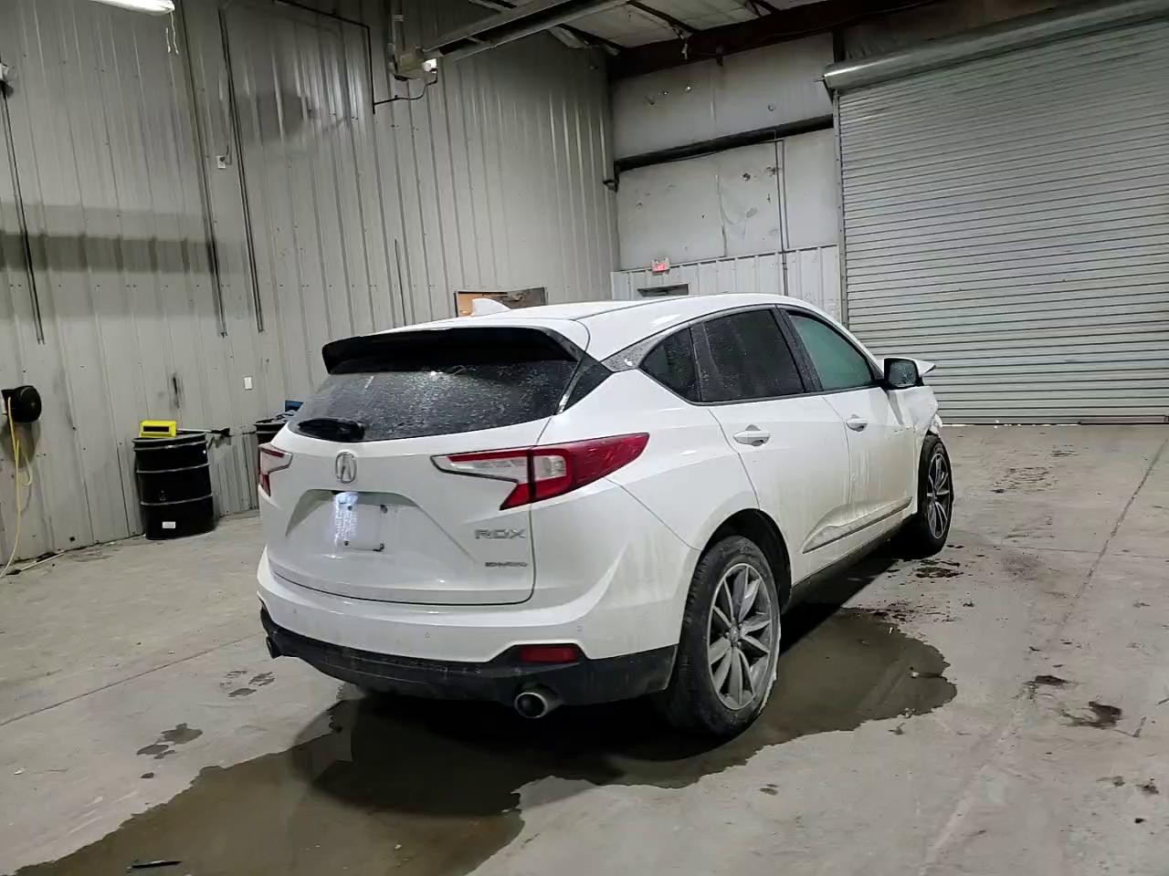 Фото: 5J8TC2H50ML033229