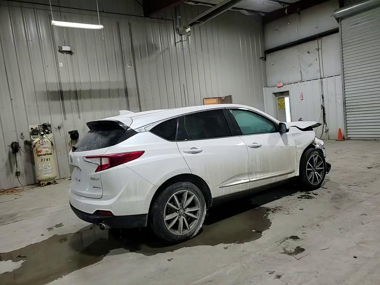 Фото: 5J8TC2H50ML033229