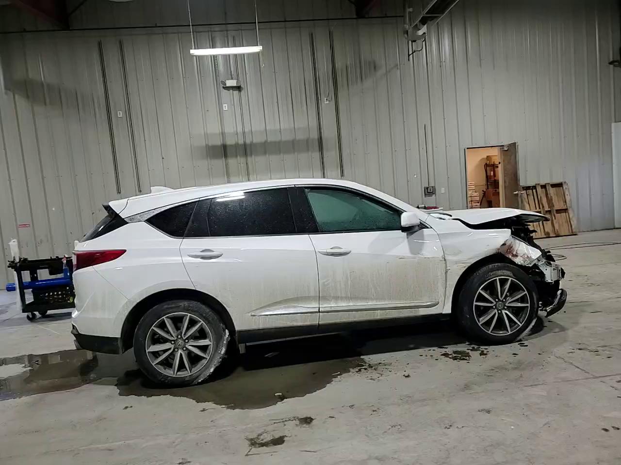 Фото: 5J8TC2H50ML033229