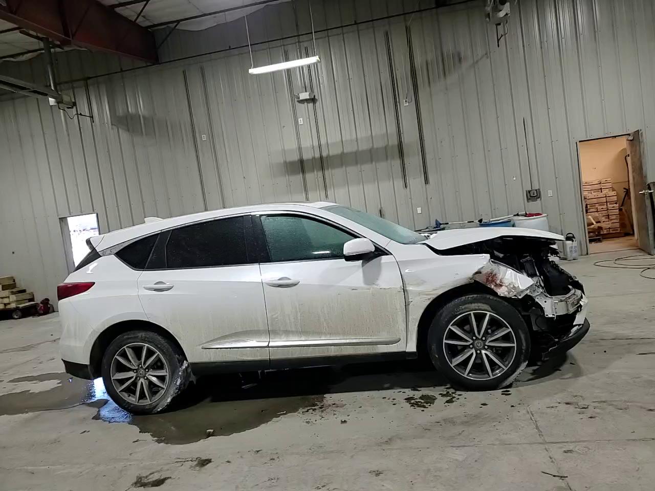 Фото: 5J8TC2H50ML033229